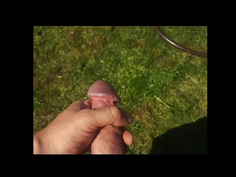 ❤️ Hottie se deja follar el coño rosa y se corre con un chorro en un jardín de verano ☑ Porno en es.mouthporn.ru ❌️